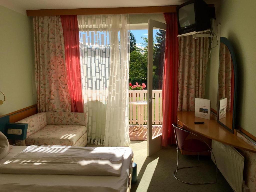 Hotel Marolt Dependance 상트칸지안 외부 사진